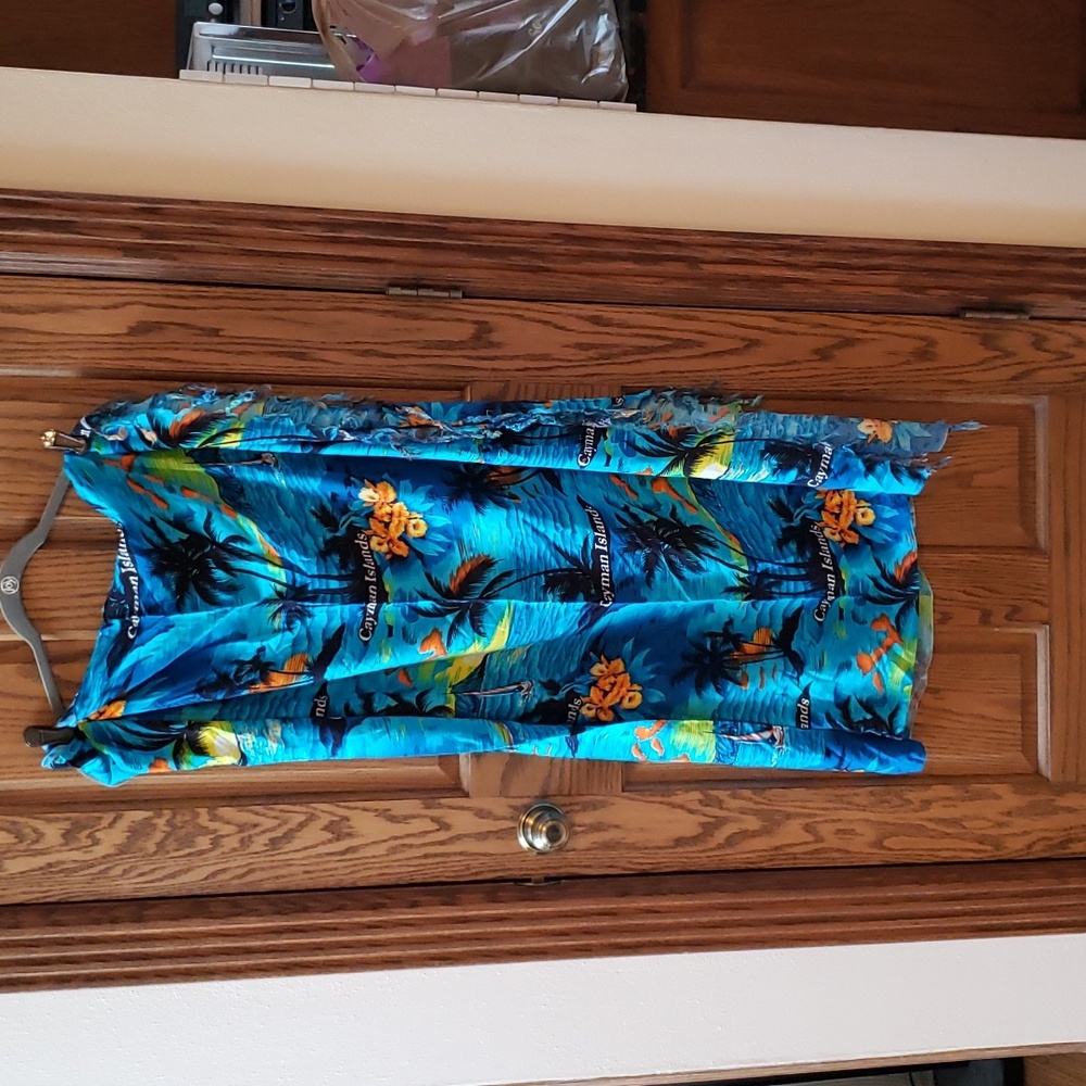 Womens OSFA Sarong.